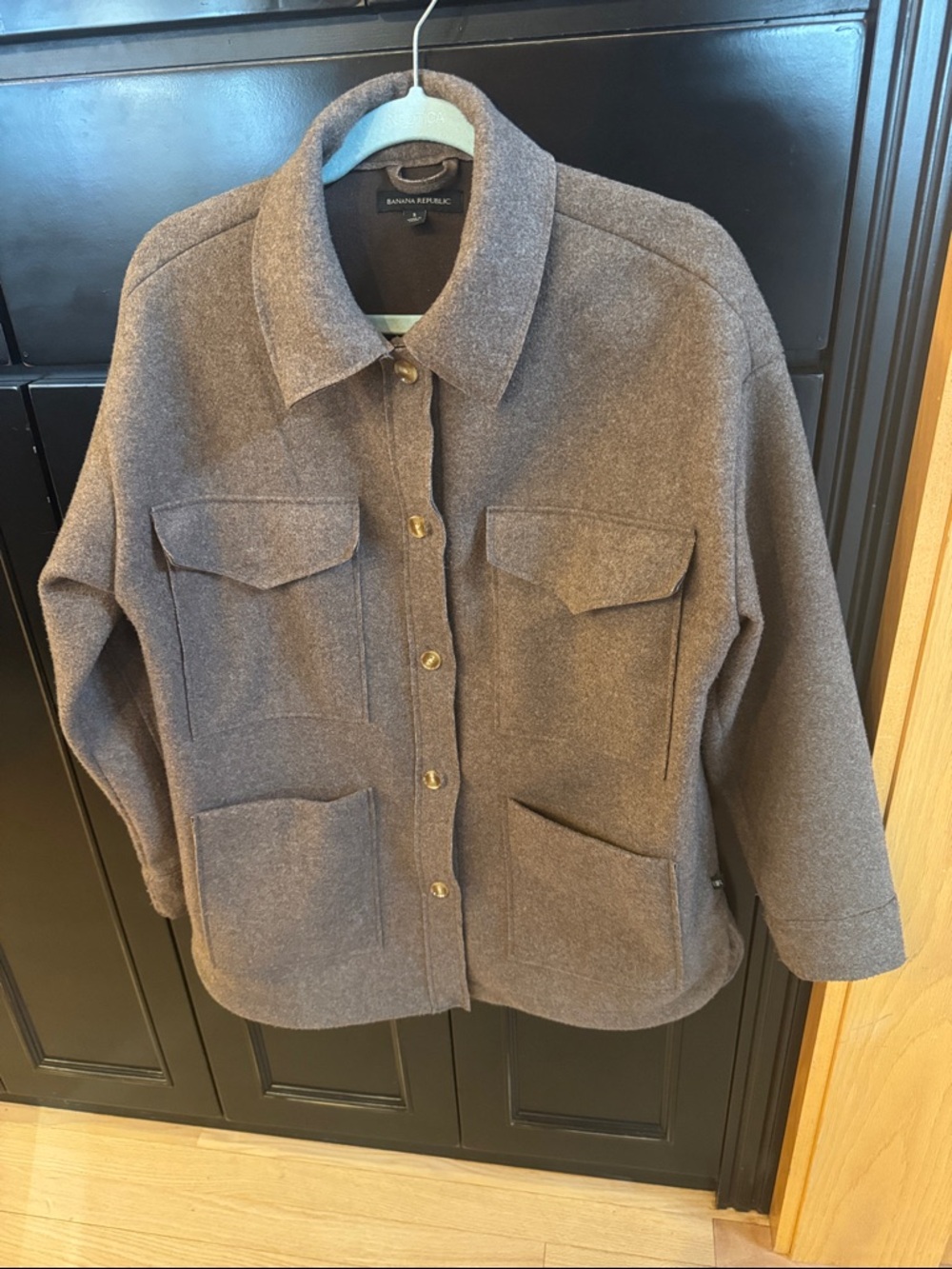 Banana Republic jacket 32” neck to bottom. Gently used.